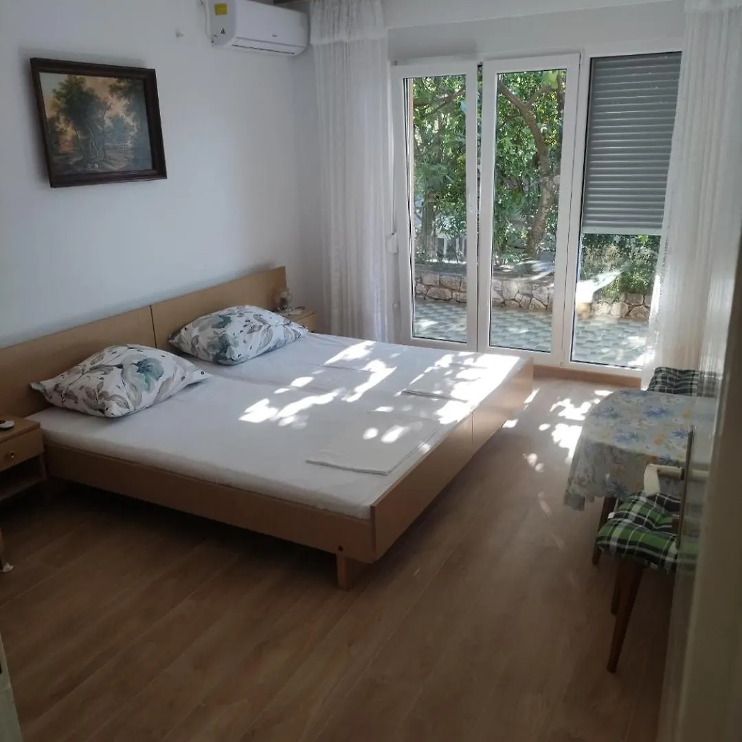 Guest house Dragiv 1 Hotel Selce